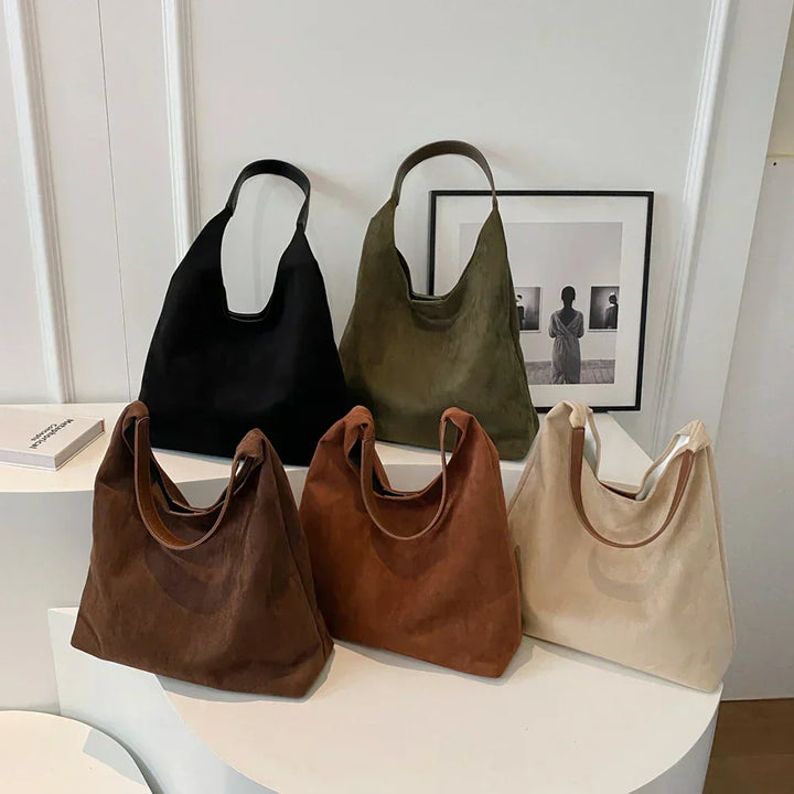 Bolso de Hombro Francesca de Gamuza Suave