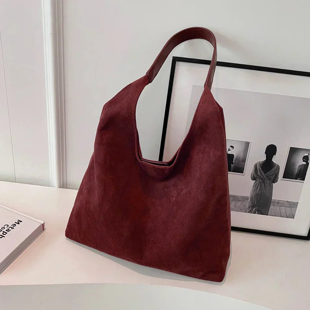Bolso de Hombro Francesca de Gamuza Suave